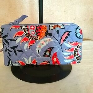 Vera Bradley NWT Wallet/ Purple Multi RFID